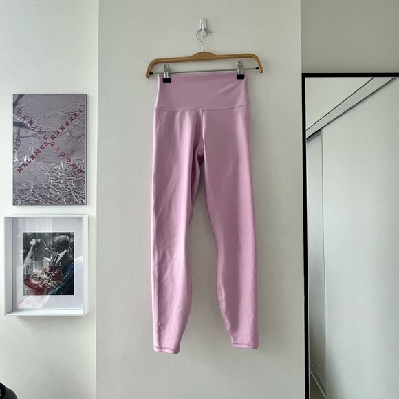 ALO Airlift High Waist Leggings - Sugarplum Pink - Picture 7 of 10
